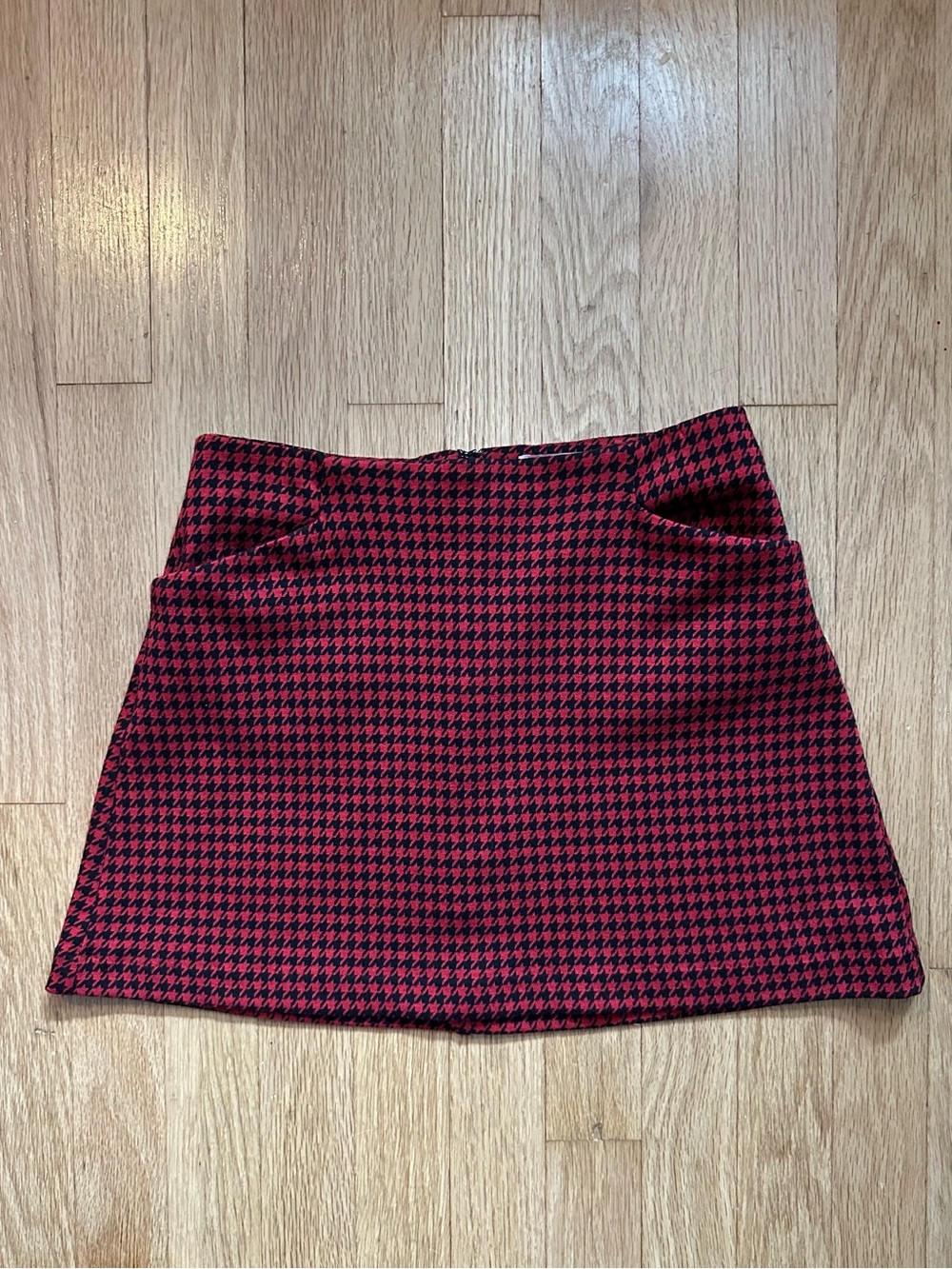 LOFT Red and Black Houndstooth Mini Skirt